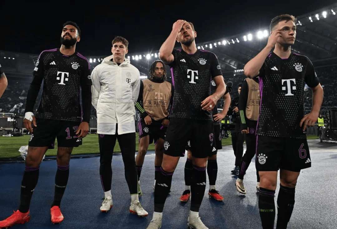 詹姆斯谈对阵独行侠：感受当然不一样，对面都是老队友和教练