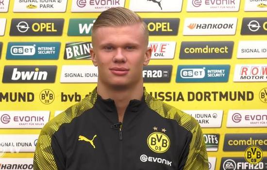 曼联会召回吗？进球网：奥纳纳在特拉布宗很开心，但合同无买断条款（曼联会否回收？进球网称奥纳纳在特拉布宗很开心，租借合同未设买断条款）