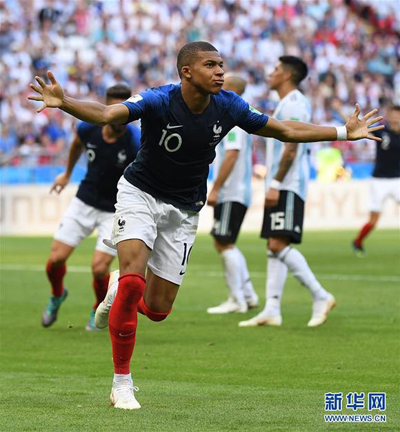 奥运冠军助阵 亚洲羽毛球精英巡回赛北京通州挥拍