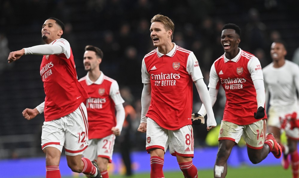 广东险完成大逆转！徐杰轰25+11，奎因27+8，杜锋昏头操作葬送好局