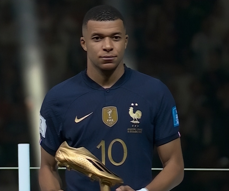 澳超前瞻：西悉尼流浪者开局一胜难求，中央海岸水手客战低迷（澳超前瞻：西悉尼流浪者开局未尝胜绩，中央海岸水手客场表现低迷）