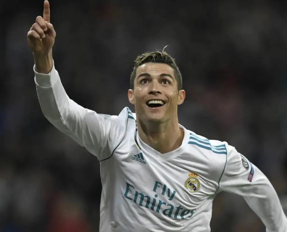 欧协联决赛来袭！切尔西有望冲击超级全满贯（欧协联决战将至：切尔西剑指超级全满贯）