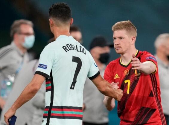 辽宁男篮宏远再度上演巅峰对决