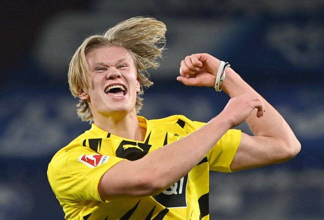 欧冠半场：吉马良斯意外乌龙送分，勒沃库森暂1-0纽卡